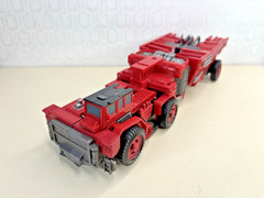 Overload Transformers Constructicon Studio Series Leader Class Hasbro