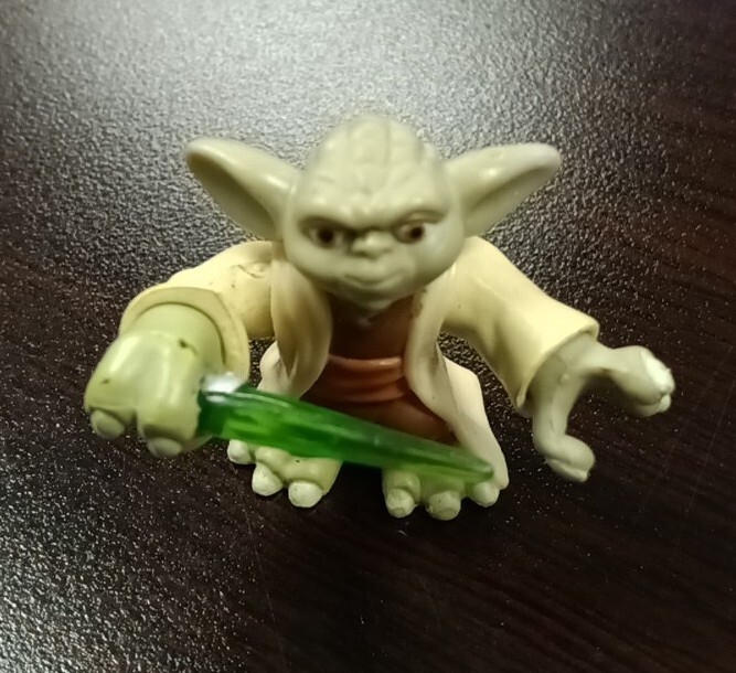 Star Wars 2011 Hasbro Galactic Heroes Yoda Action Figure Used Fast Shipping Toy