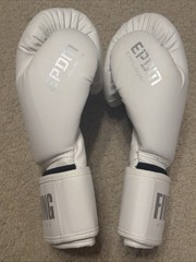 FIVING Boxing Gloves for Men and Women Suitable 10oz