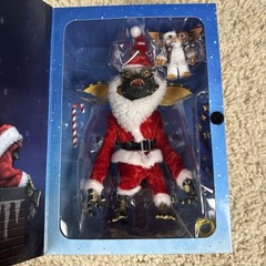 NECA Gremlins 7-Inch Scale Santa Stripe Gizmo Action Figure