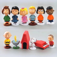 12PCS Peanuts Snoopy Cute PVC Figures Set Cartoon Doll Toys Kids Birthday Gift