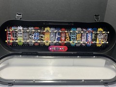 Tech Deck • Wall Display Carry Case & Lot of 20 Fingerboard Skateboards