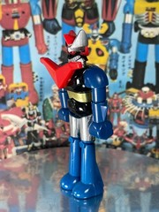 VINTAGE 1979 MATTEL/POPY SHOGUN WARRIORS 3.5 INCH MAZINGA/MAZINGER ACTION FIGURE