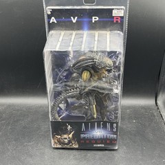 NECA Aliens vs. Predator: Requiem Alien Warrior 2007 Action Figure Boxed 8in
