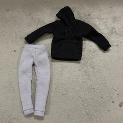 PB-PETEB-SET: 1/12 Black Hoodie & Grey Sweat Pants for 6″ slim Spiderman body