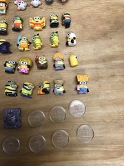Despicable Me Mineez toy Lot 45 Figures 8 Stands 1 Metal Tin