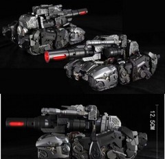 NEW IN BOX TRANSFORMER Megatank MT01B Monocrat Tank DECEPTICONS Mega Tron USA