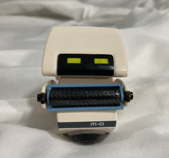 Disney Pixar Wall-E Space Clean ‘N’ Go M-O Figure 2″ Robot Die Cast