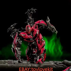 Unique Toys UT R-09 2.0 R09 Red Destroyer Stinger Transform NEW VER. Figure 21cm