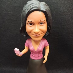 THE OFFICE KELLY KAPOOR NBC UNIVERSAL LIMITED EDITION RESIN BOBBLE HEAD
