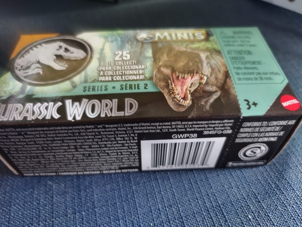Jurassic World MINIS series 2 Brand new Never opened! Combined shipping