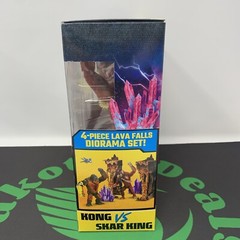 Godzilla x Kong MonsterVerse Kong vs Skar King Figures Diorama RARE EXCLUSIVE