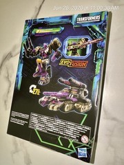 Comic Universe Tarn (Voyager Class) Transformers Legacy Evolution NIB