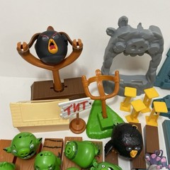 Huge Angry Bird Miscellaneous Toy Lot Figures Building Parts Star Wars