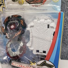 Beyblade Burst Evolution SwitchStrike | Balkesh B3 -BRAND NEW IN PACKAGING