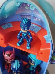 PJ Mask 21 Action Figure Lot & 2 in 1 Headquarters and rocket Ship