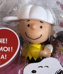 Peanuts Charlie Brown & Snoopy W/Woodstock “Be Mine” Valentines 2” Figures NEW
