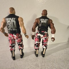 WWE Mattel Elite – Dudley Boys D-Von Bubba Ray Wrestling Figures Series 45