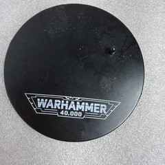 JOYTOY Warhammer 40k Horus Heresy Space Marine Bolter + Weapons Set Stand