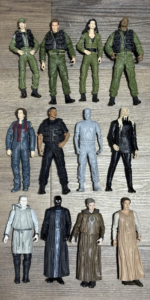 Stargate SG-1 Loose Figure Mixed Lot of 12 Teal’c Daniel Jackson, Anubis & More