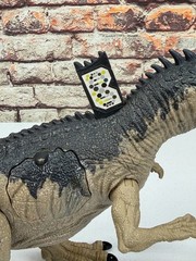 Jurassic World Dominion Extreme Damage Roarin’ Allosaurus HFK06 Dinosaur Mattel