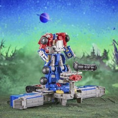 Transformers Legacy Evolution Commander Class Armada Universe Optimus Prime US