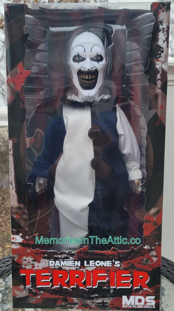 Mezco Designer Series Terrifier Art The Clown 18″ Roto Jumbo Plush Doll Horror