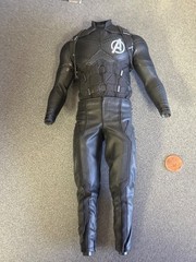 HOT TOYS SIDESHOW EXCLUSIVE 1/6 MMS488 CAPTAIN AMERICA – CLOTHED BODY
