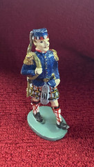 Vintage Britains Scottish Highlander Soldier Lead Figurine 3 Inches Tall B40