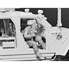 Master Box 35170 US Modern Army Middle East Present day Man Down! 1/35