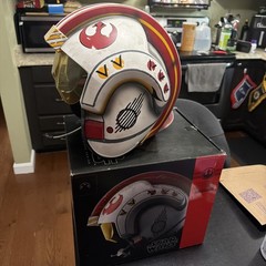 Star Wars The Black Series Luke Skywalker Electronic X-wing Pilot Helmet – E5805