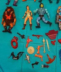 vintage HE-MAN MOTU FIGURES PARTS WEAPONS LOT #248 Skeletor Orko Teela FREE SHIP