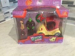 UNIVERSAL STUDIOS/PLAYMATES VINTAGE 2000 PLAYSET “HOW THE GRINCH STOLE CHRISTMAS