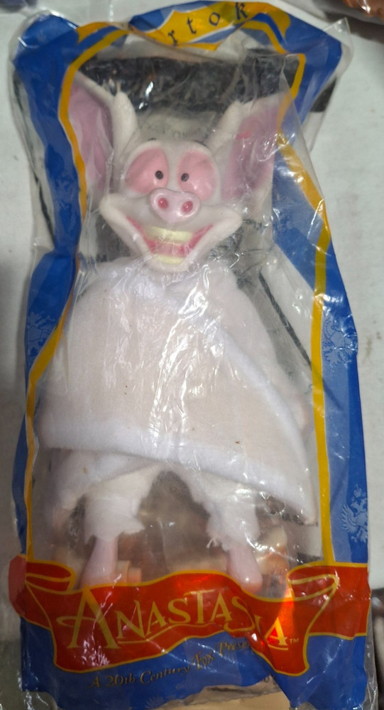 Vintage 1997 20th Century Fox Anastasia Bartok Figure Sealed 1125-54