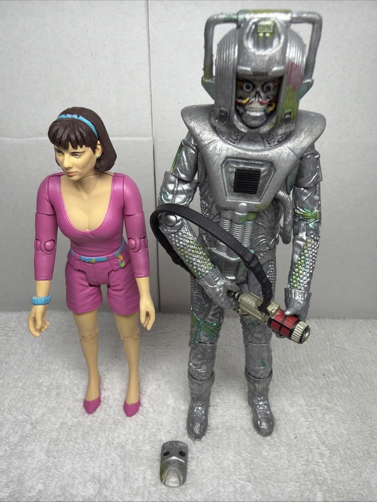 Doctor Who 6th Doctor Attack of the Cybermen – Complete – (See Photos)