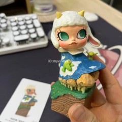 POP MART Molly Anniversary Statues Classical Retro 2 Confirmed Blind Box Figure