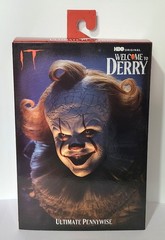 NECA – Welcome To Derry – Ultimate Pennywise – NIB