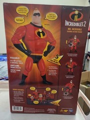 DISNEY PIXAR INCREDIBLES 2 MR INCREDIBLE TALIKING ACTION FIGURE Toy NEW SEALED