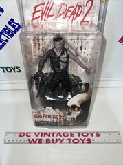 Evil Dead 2 7 Inch Figure SDCC 2012 – Hero From the Sky Ash (Black & White)