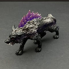 Schleich Eldrador Creatures Shadow Wolf Black/Grey/Purple 42554