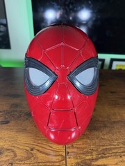 Hasbro Marvel Legends Series Iron Spider Electronic Helmet