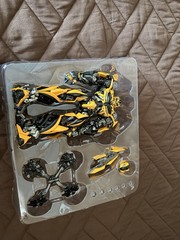 Age of extinction threezero dlx scale 3rd party bumblebee