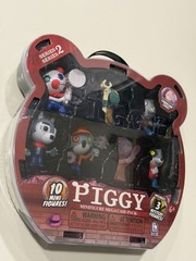 Roblox Piggy Mini Figure 10-Pack Series 2 w/ Case Mystery Figures New Sealed