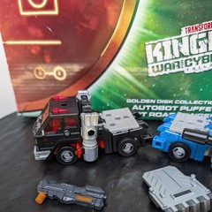 Transformers Kingdom War for Cybertron Golden Disk Puffer & Road Ranger Lot