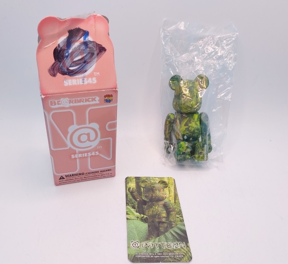 Bearbrick 100% Be@rbrick Series 45 Pattern Jungle