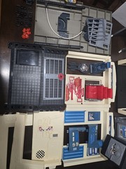 Mattel Bravestarr 1986 Fort Kerrium Playset! Parts Lot!