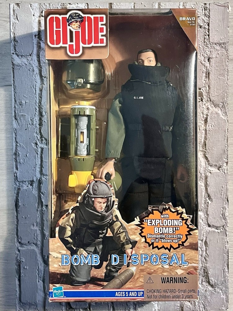 Hasbro • G.I. Joe • Bravo Bomb Disposal W/Exploding Bomb