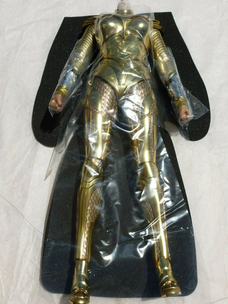 Hot Toys 1/6 Wonder Woman 1984 Golden Armor Deluxe Ver MMS578 – Figure Body