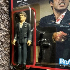 Funko ReAction Figures Scarface Tony Montana 3.75in Fully Poseable Figure Gun