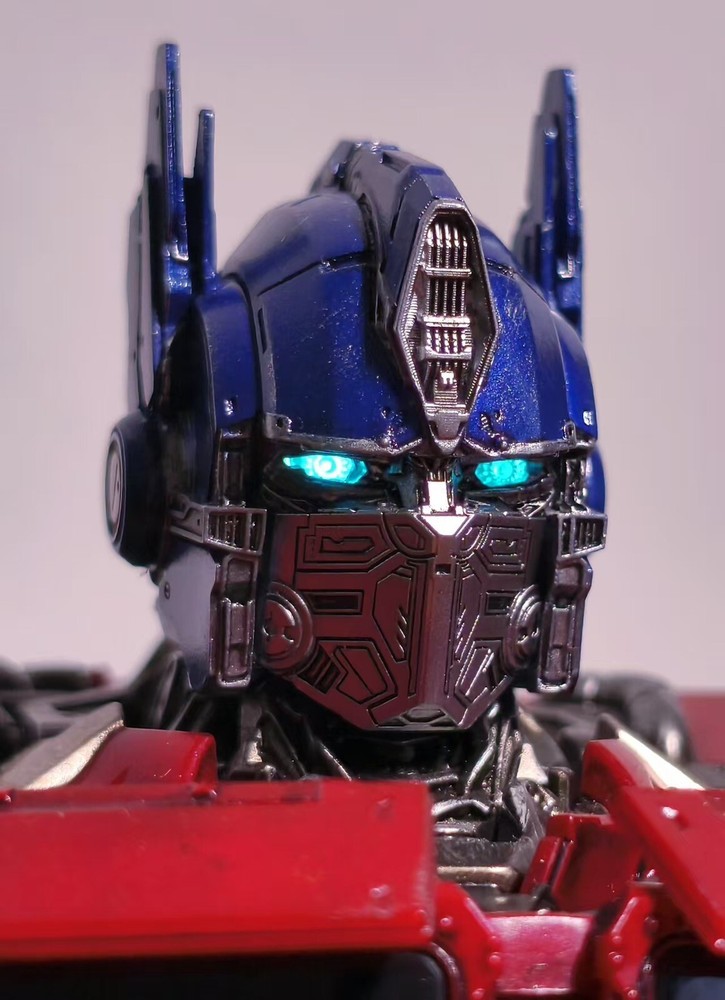 ThreeZero Transformers DLX Optimus Prime Custom Head (Magnetic light) US Seller